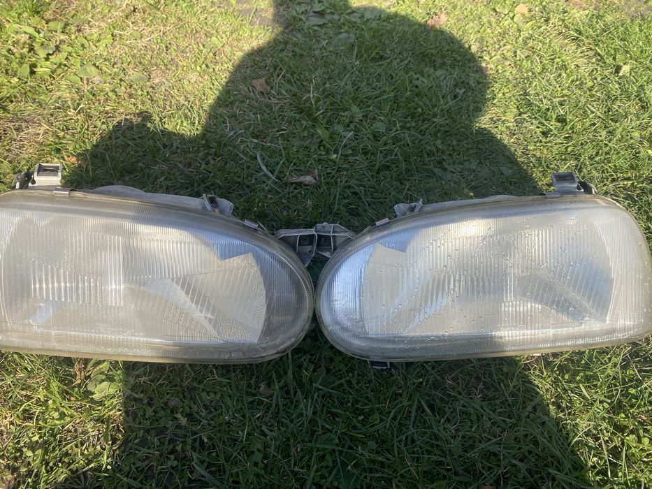 Продам  передні фари
