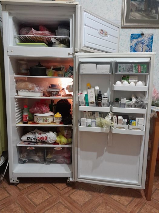 Продам холодильник