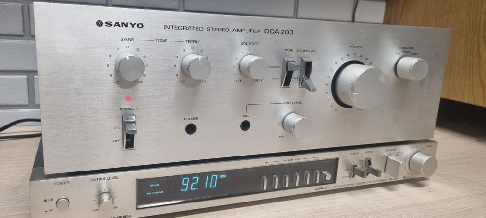 Wzmacniacz HI-FI stereo SANYO DCA-203