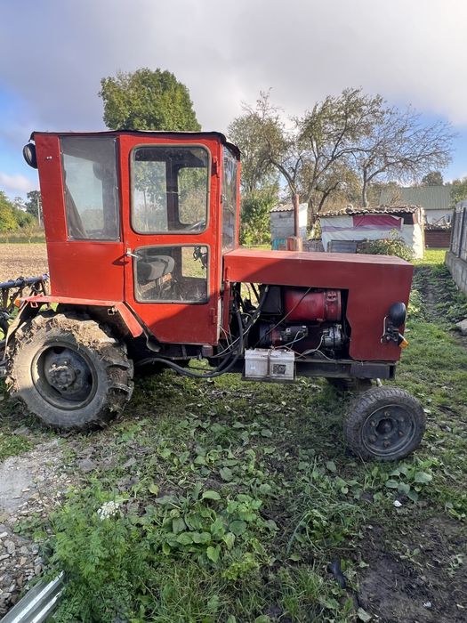 Саморобний трактор з мотором від Т-25 + навісне обладнання