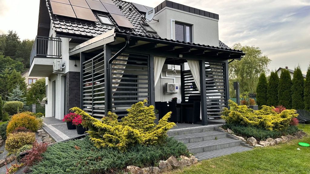 zadaszenie tarasu / pergola / taras drewniany / altana