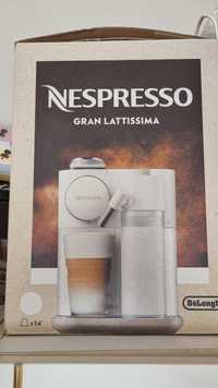 Máquina Nespresso Gran Lattissima