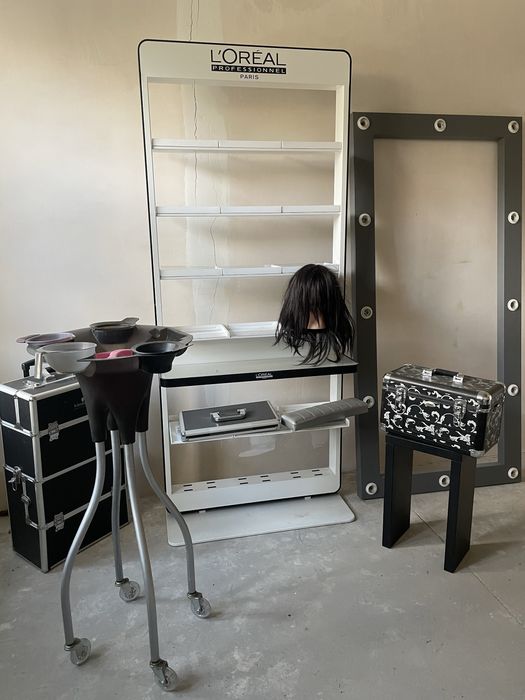 Продам меблі з салону краси