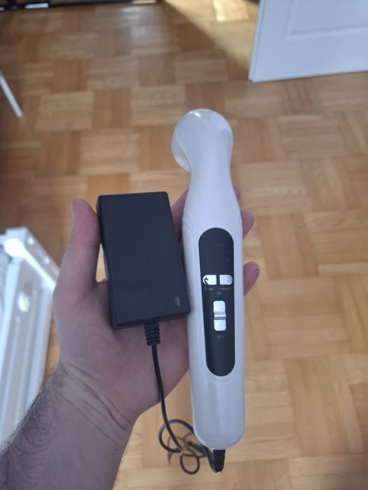 Przenośne urządzenie do terapii ultradźwięków