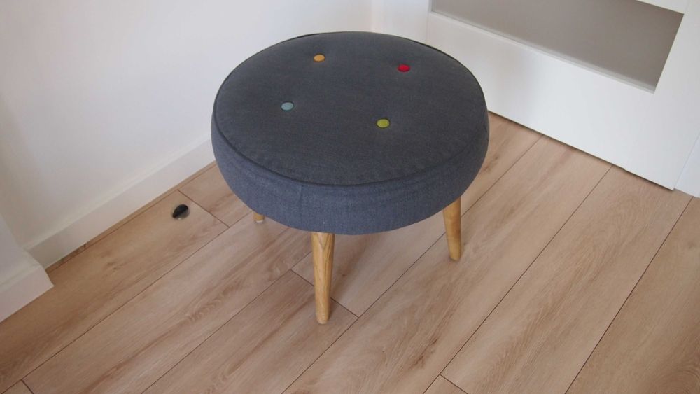 Pufa tapicerowana okrągła