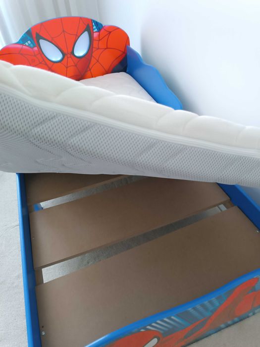 Cama homem aranha