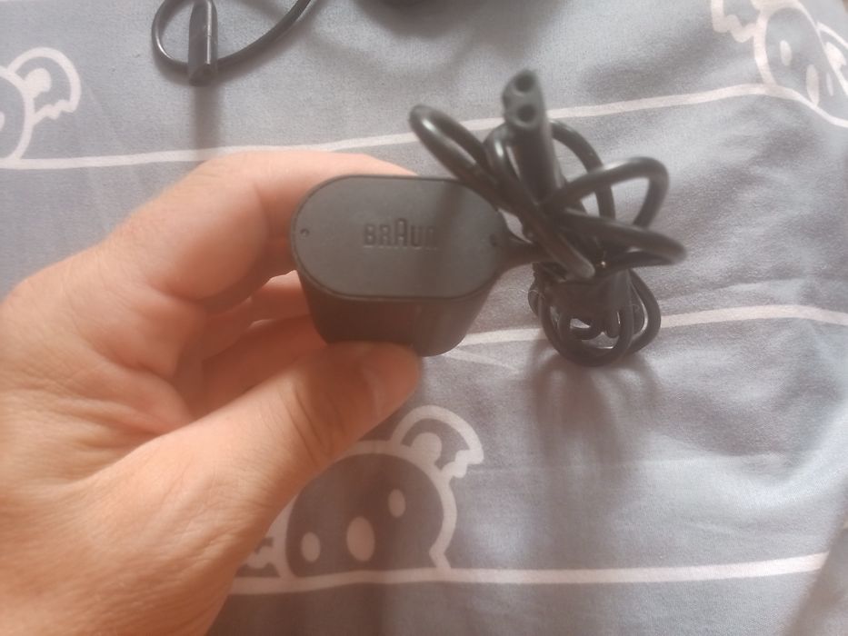 ОРИГІНАЛЬНИЙ Зарядний пристрій BRAUN 12V=400ma