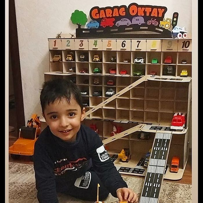 Паркинг гигант, Гараж для машинок, Парковка  для кинсмарт, 80 секцій