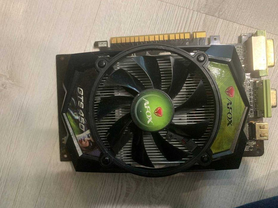 Відеокарта GTS450