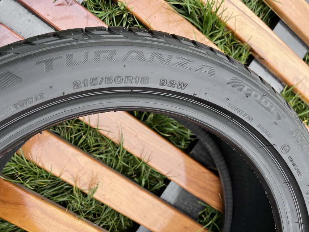 215/50/18 Bridgestone Turanza T001 215/50 R18 92W