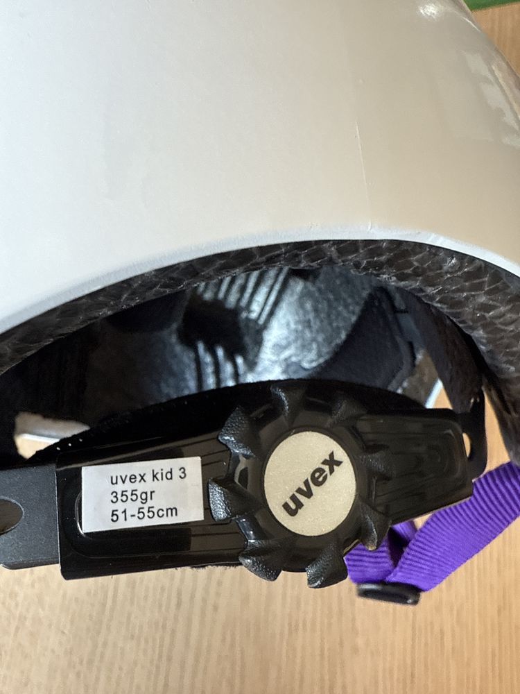 Kask UVEX Kid 3 ma rower lub rolki