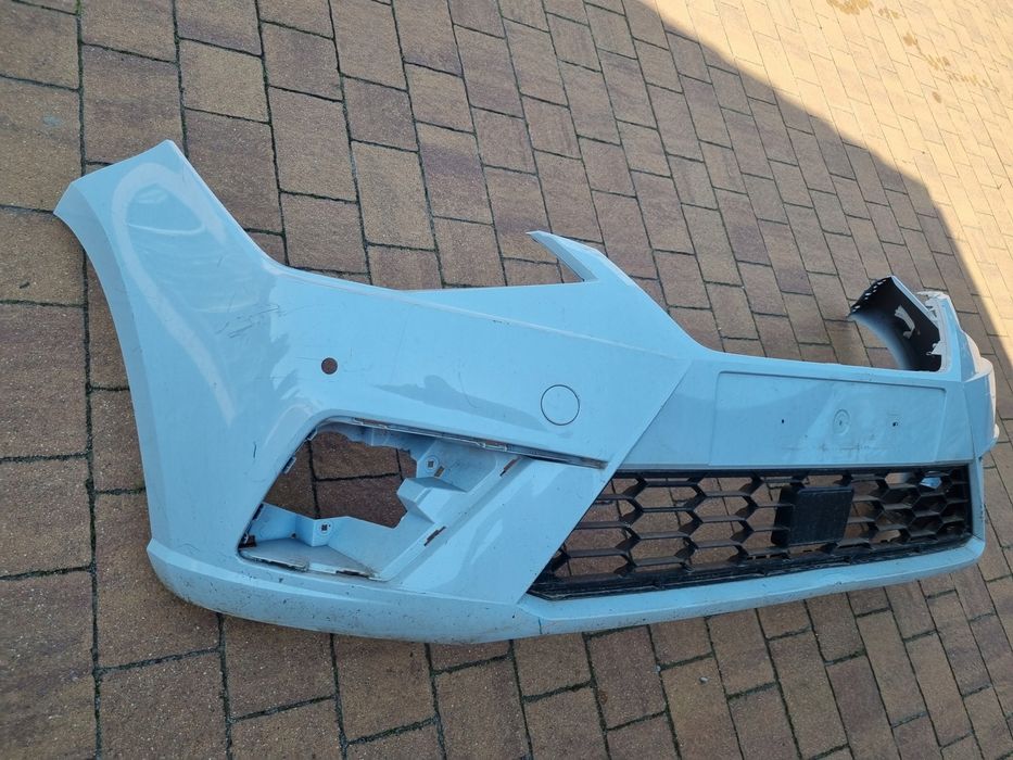 Seat ibiza 5 V 6f zderzak przód