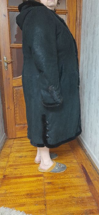 Женская натуральная дублёнка большой размер.