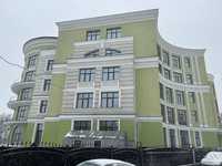 Продаж офісної будівлі з видом на Дніпро 4000 кв.м.