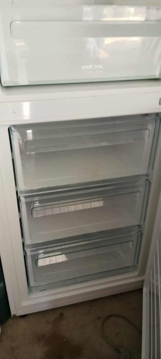 Lodówka Candy używana.