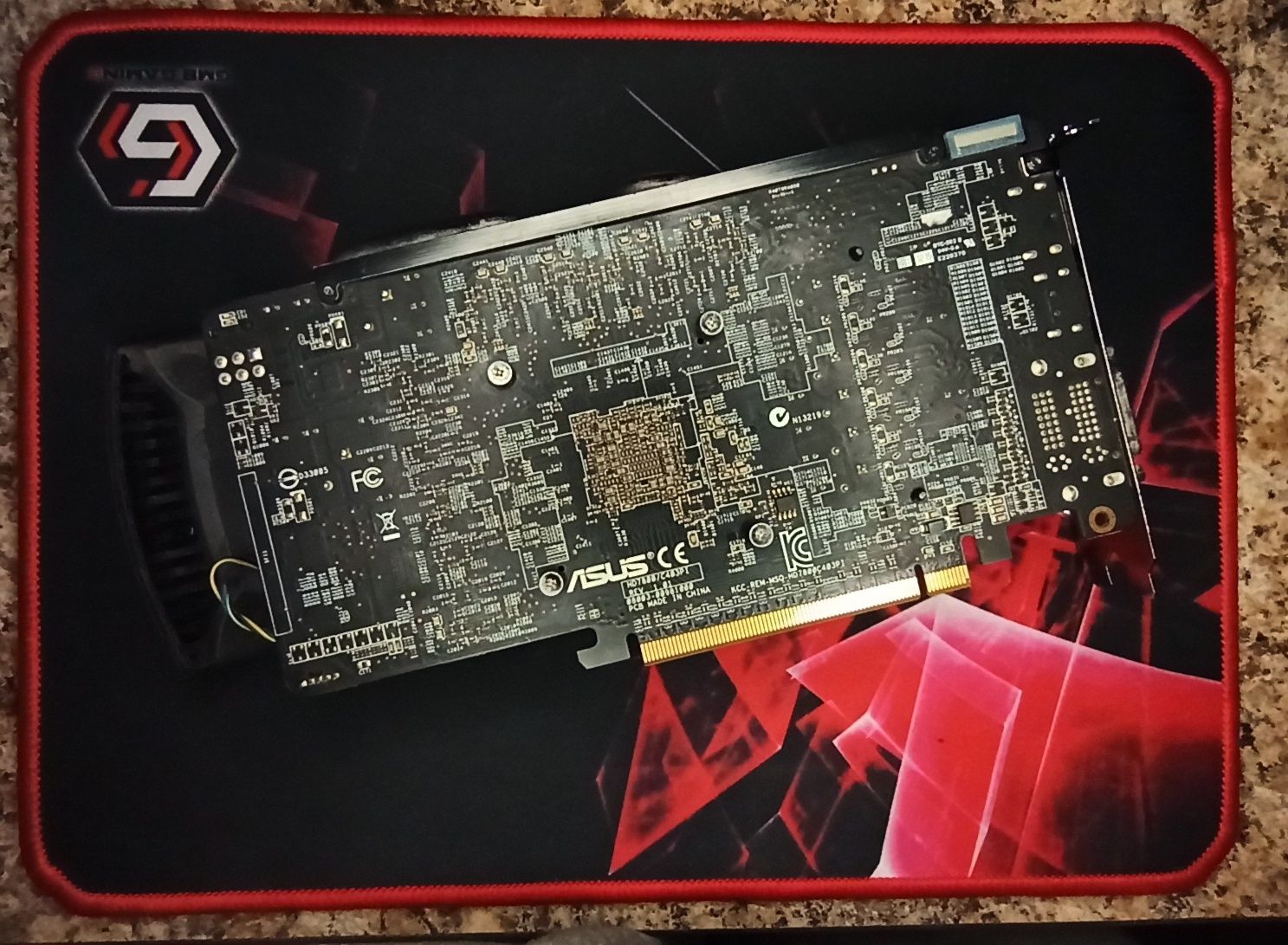 Видеокарта Asus HD7850 1gb