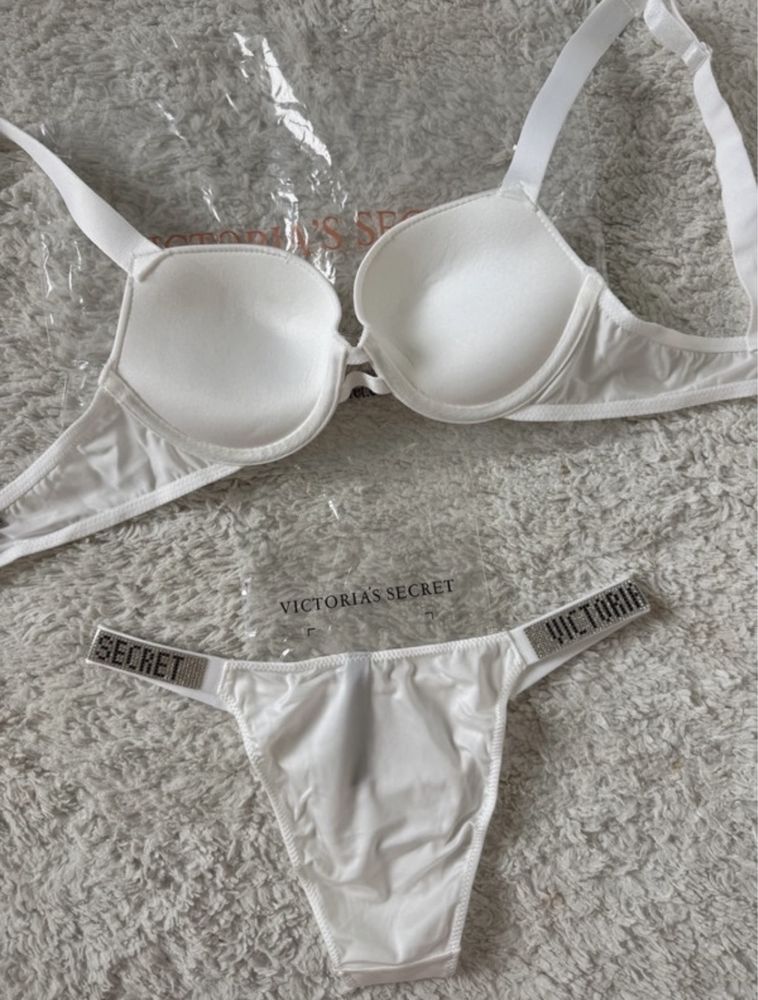 Victoria’s secret komplet bielizny stringi i stanik biały koronkowy