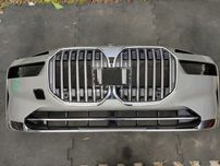BMW I7 G70 M-paket Бампер передний перед разборка