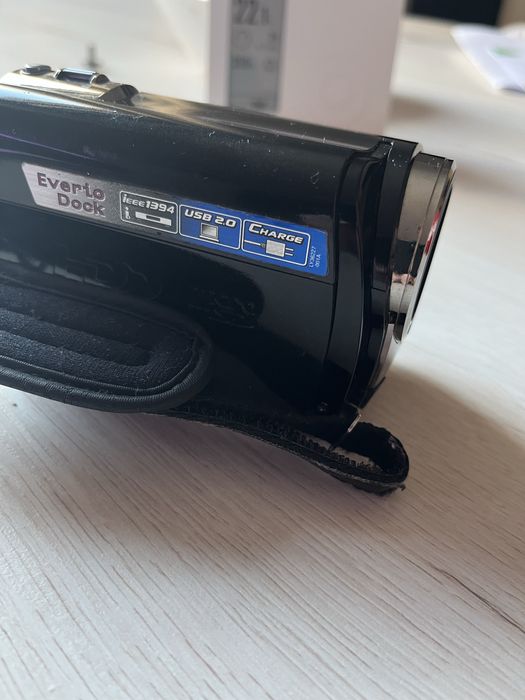 Sprzedam kamere Jvc z dyskiem 30gb