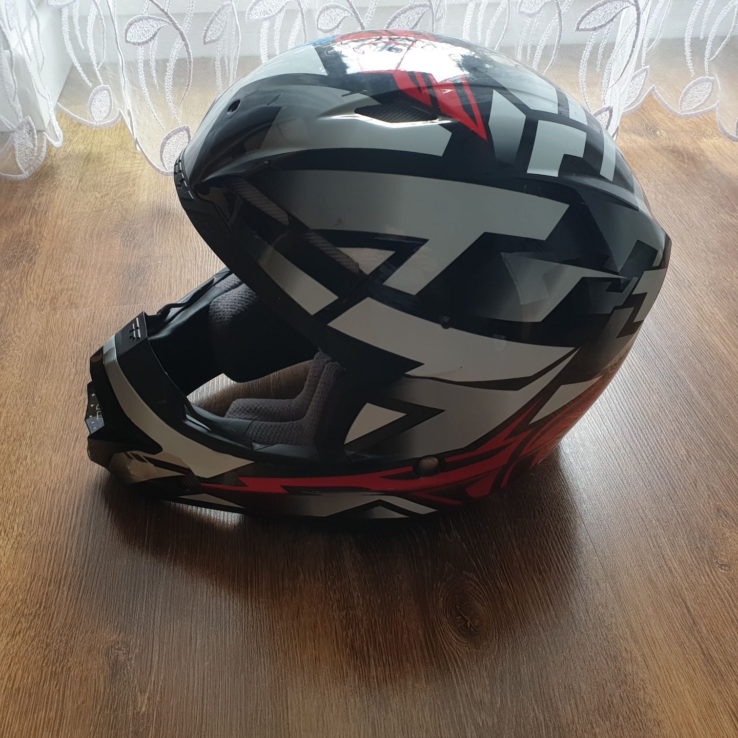 Kask FLY RACING M 57-58cm