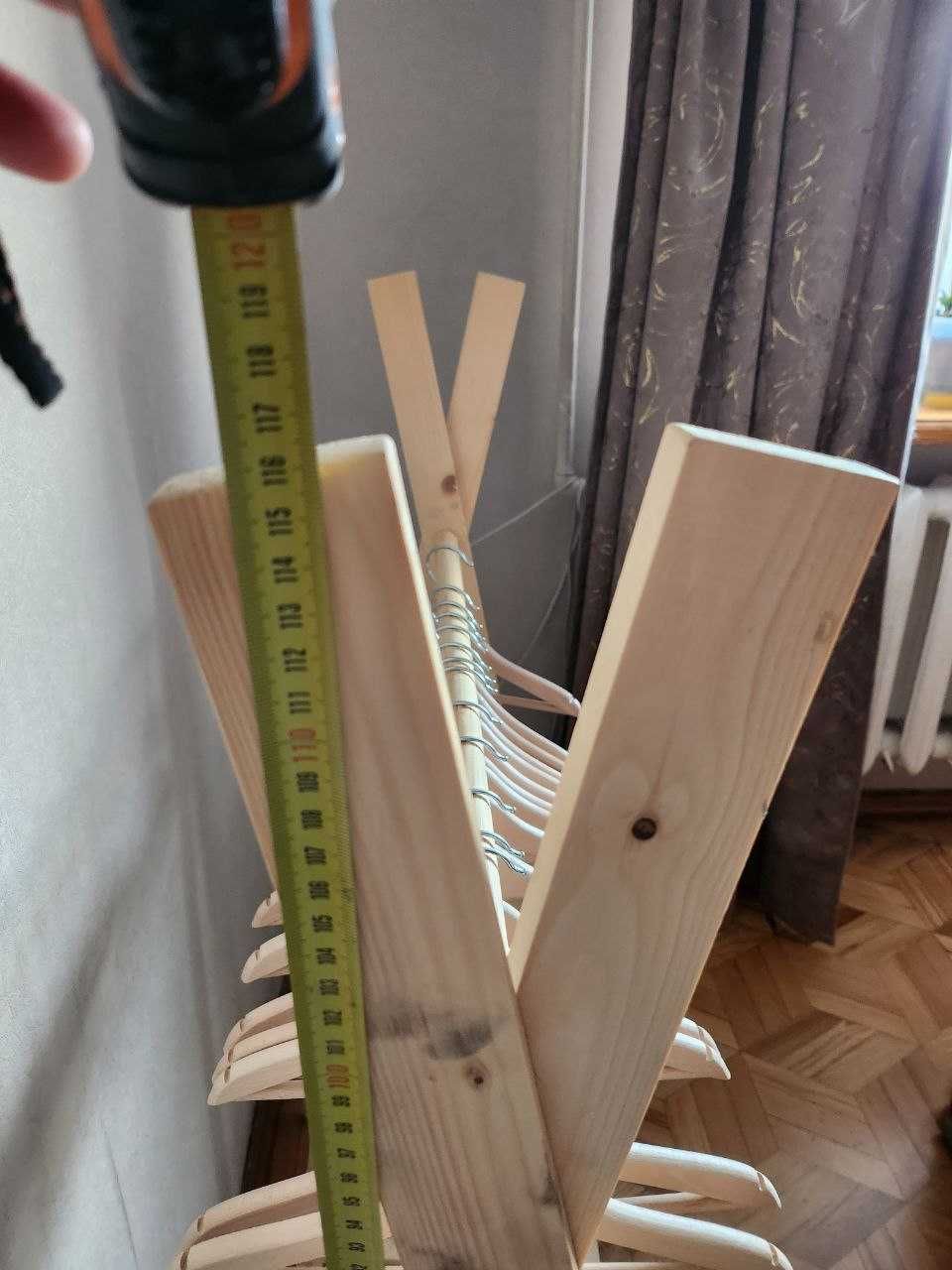 Стійка для одягу підлогова дерев'яна 80х45х150 см - дитяча