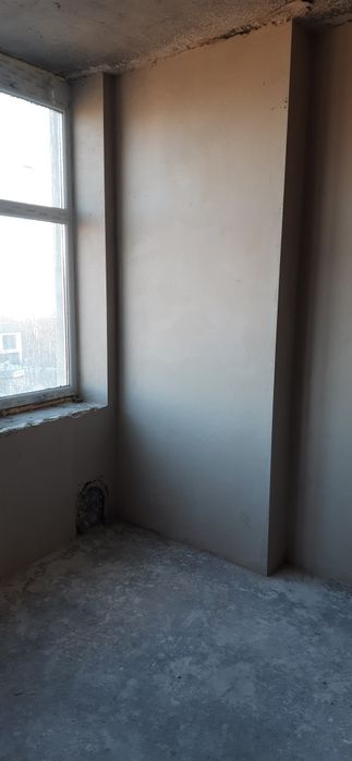 Машинна штукатурка. Стяжка підлоги.