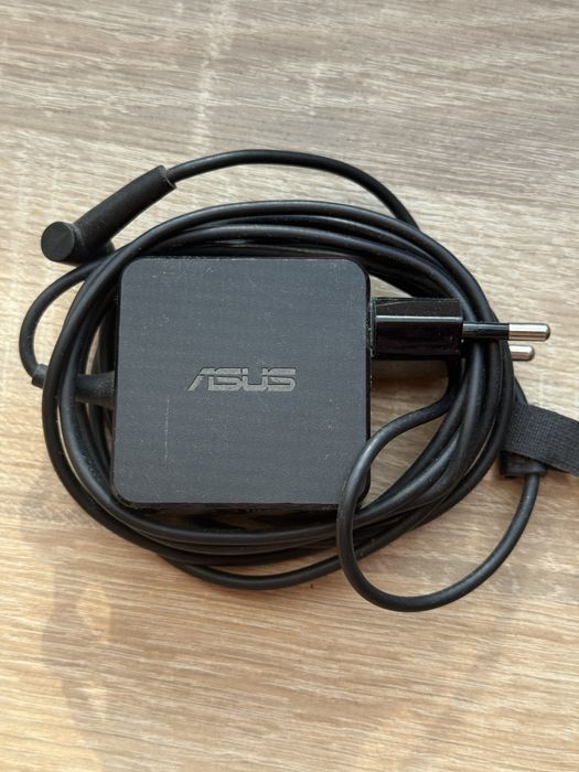 Оригінальний блок живлення Asus