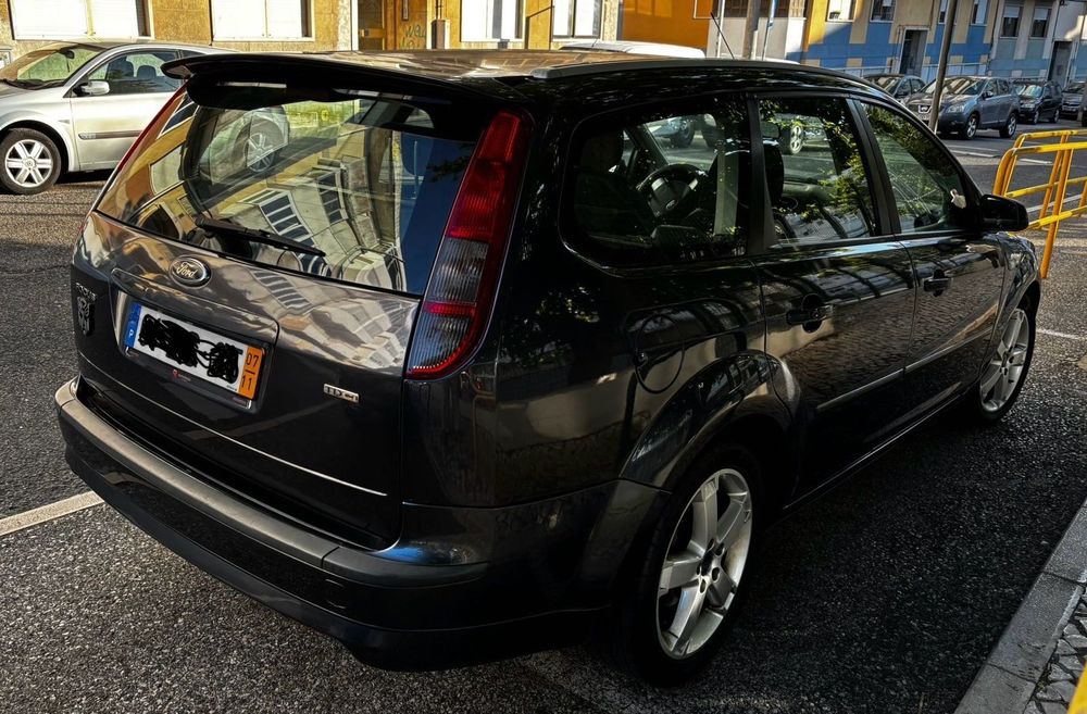 Ford focus STATION 1.6 teci ghia  300.000 km