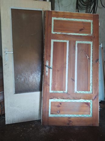 Stare drzwi do sprzedania