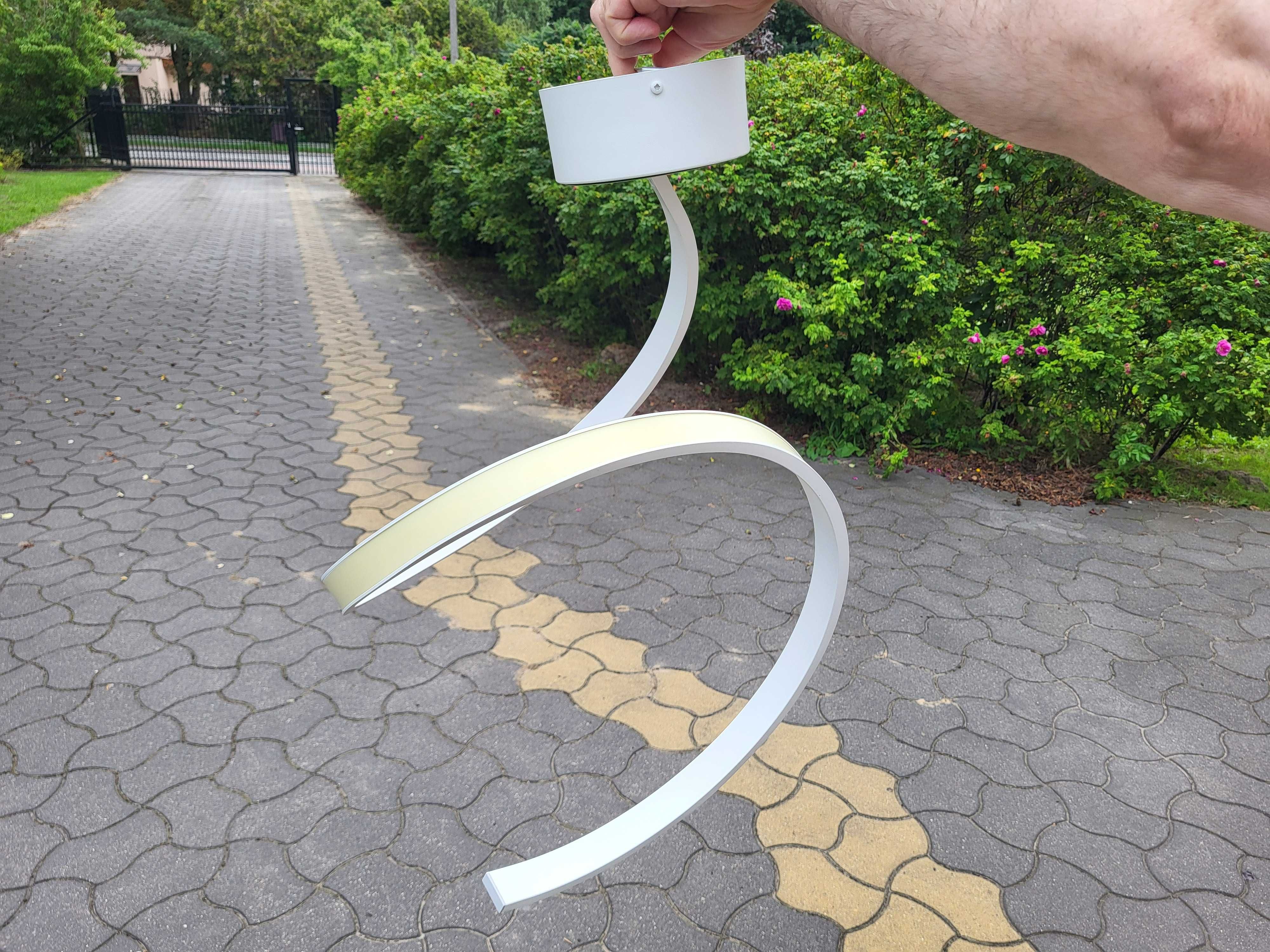 Lampa sufitowa dekoracyjnie zakręcona LED 20W 3000K