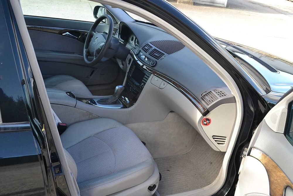 Mercedes - E 500  5.0 cm benzyna , 4 - Matic , Polski salon , okazja !