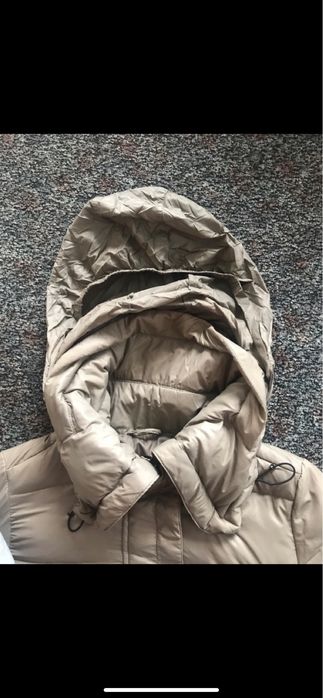 Damska kurtka zimowa z kapturem