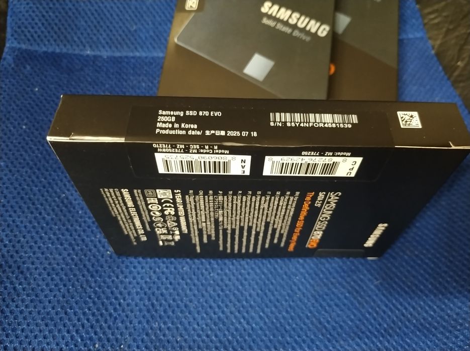 SSD диск, 256 gb.
