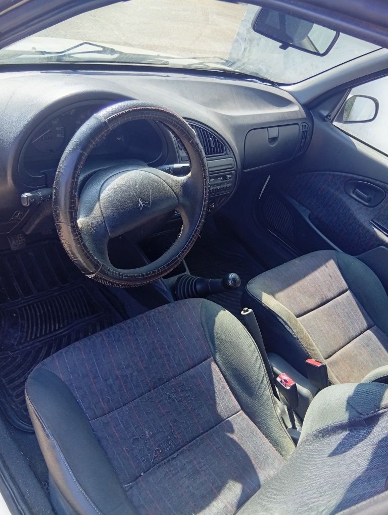 Citroen Saxo 1.0 gasolina 850€