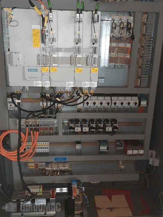 Centrum obróbcze Chiron FZ 12 W – 2004, Siemens 840D