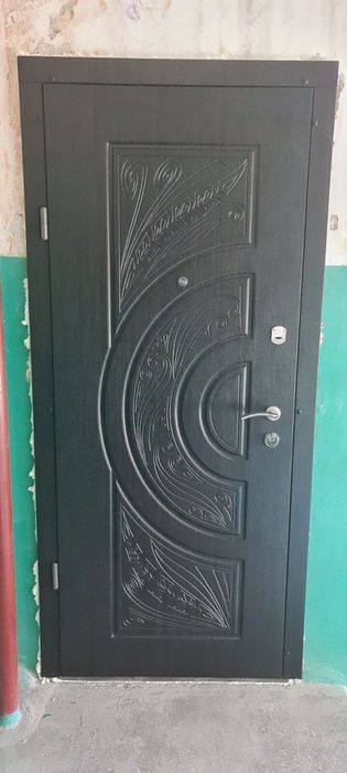 Входные бронированные двери,нестандартный размер