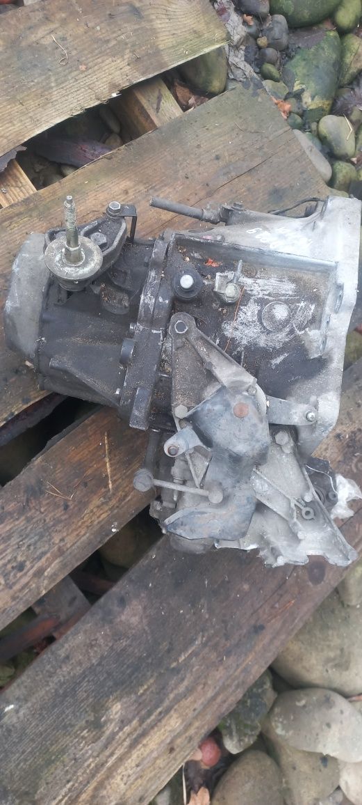 Кпп citroen c3 c4  peugeot 307 207 1.6 hdi