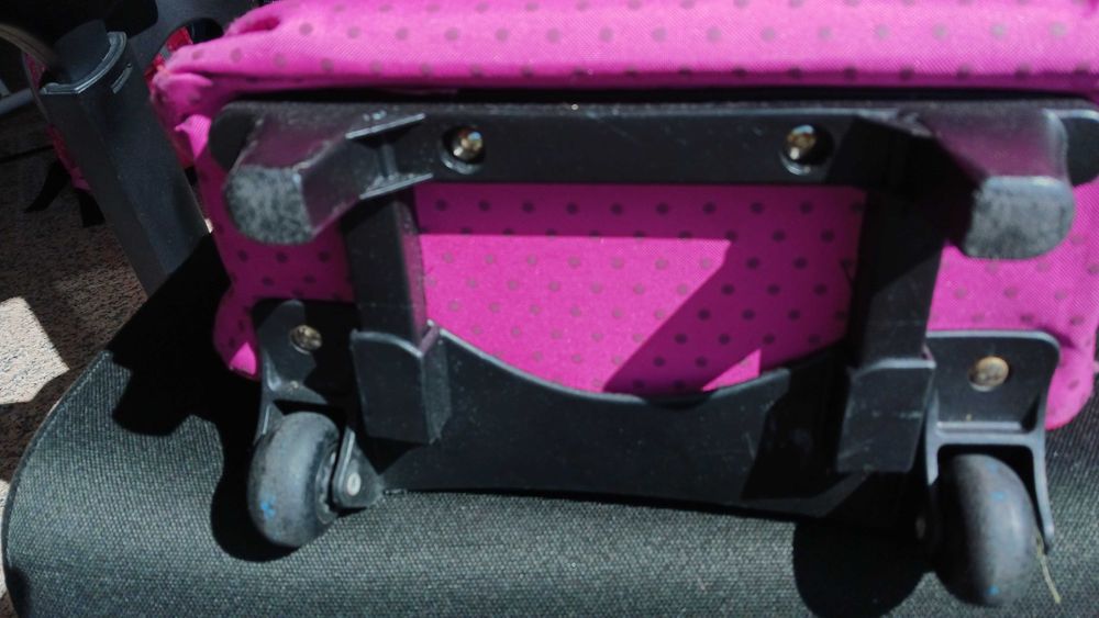 Mochilas 43x36x15 (aproximado)