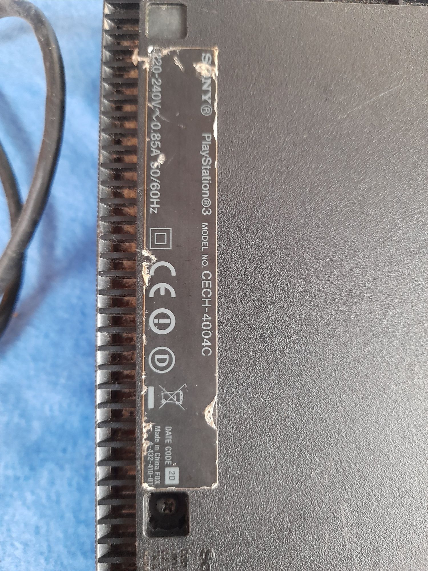 Tenho um Playstation 3 para vender com jogos