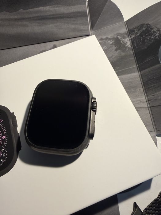 Apple Watch Ultra 3 Preto - Bracelete Ocean preta