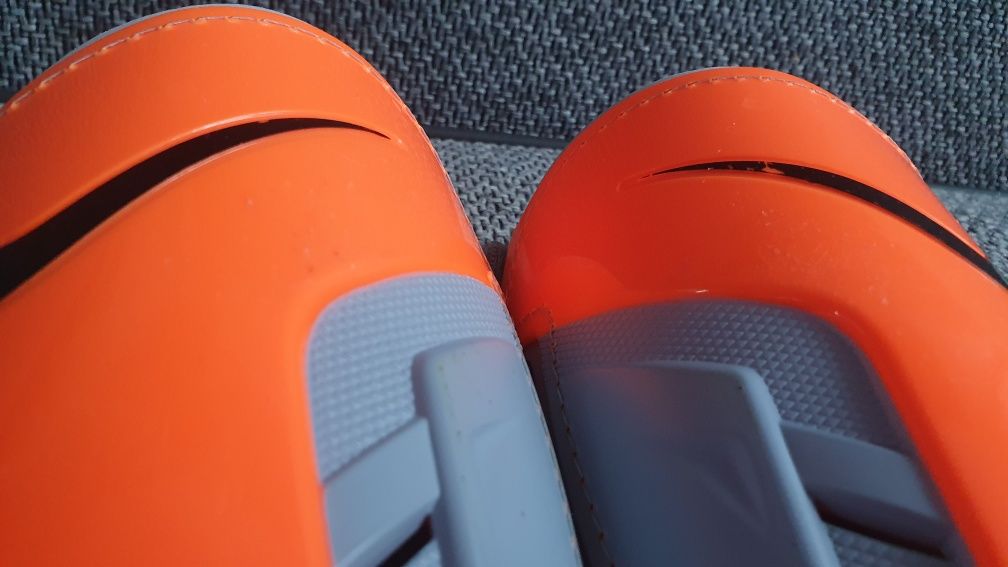 Ochraniacze na piszczele Nike S/M