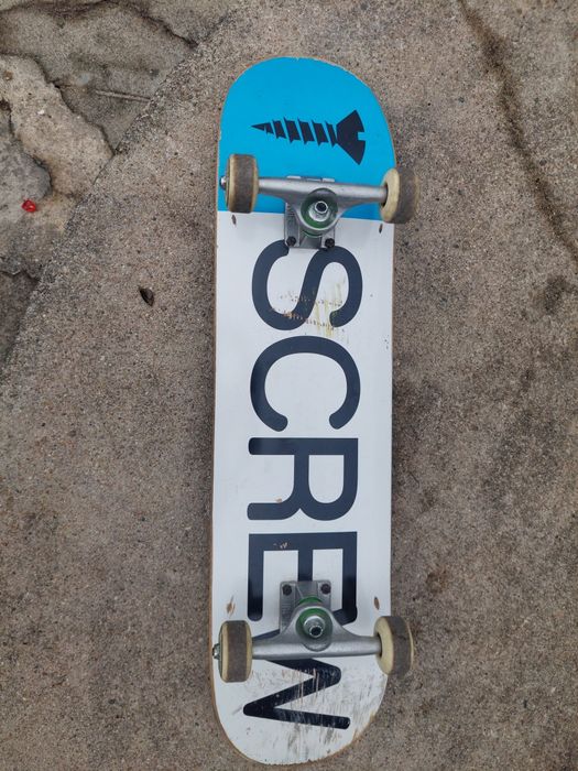 Skate Screw como novo