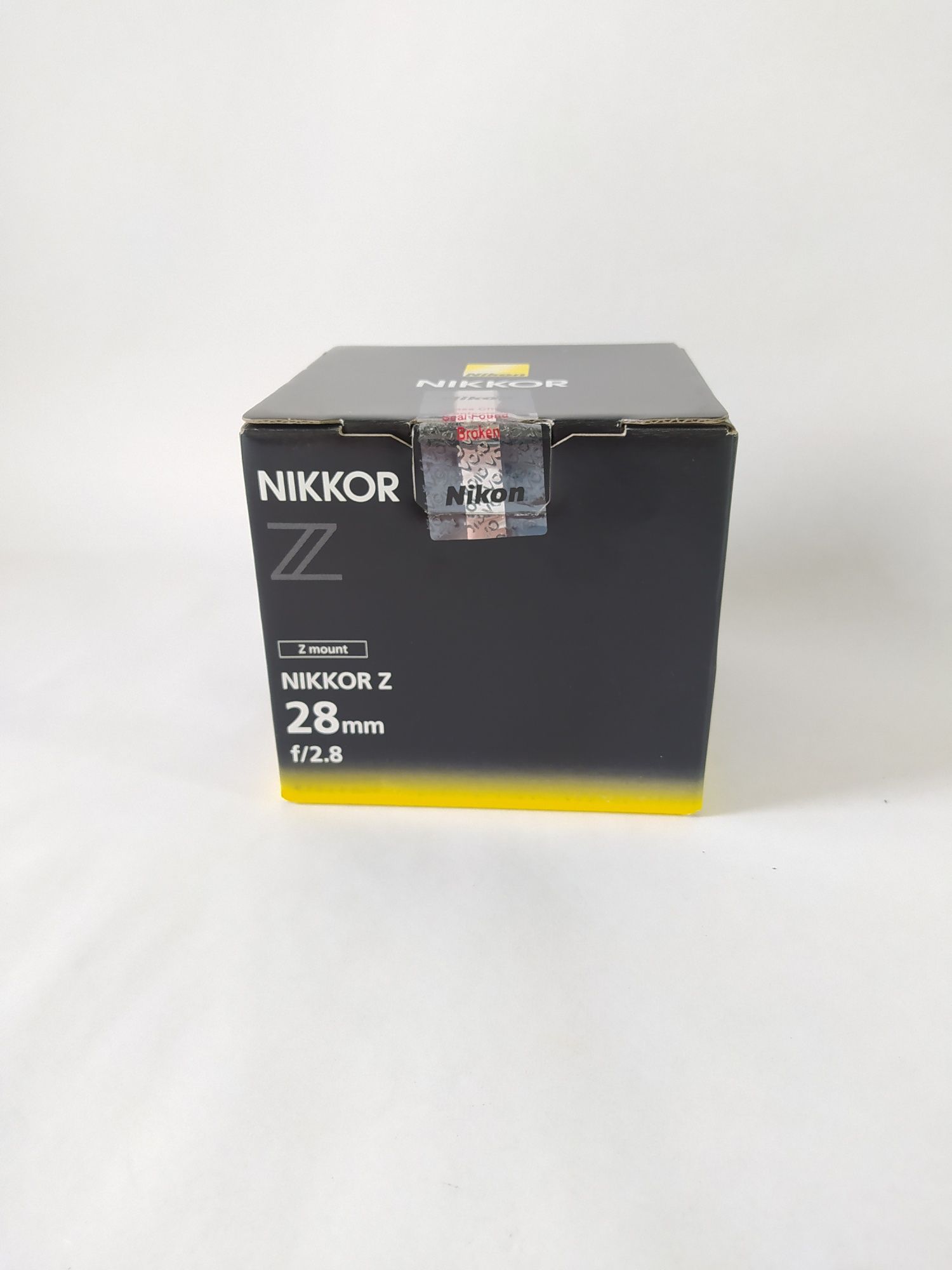 Об'єктив Nikon Nikkor Z 28mm f/2.8 / Z 28mm f/2.8 SE НОВИЙ