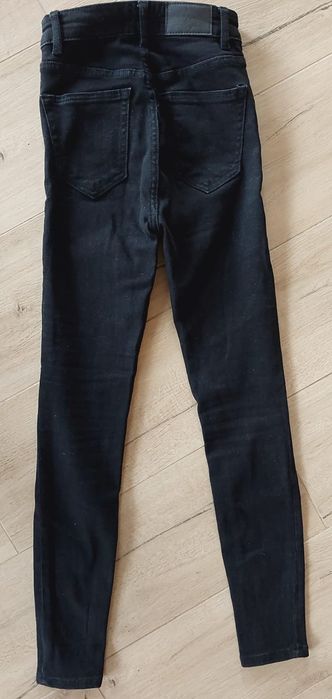 Spodnie jeansowe Zara