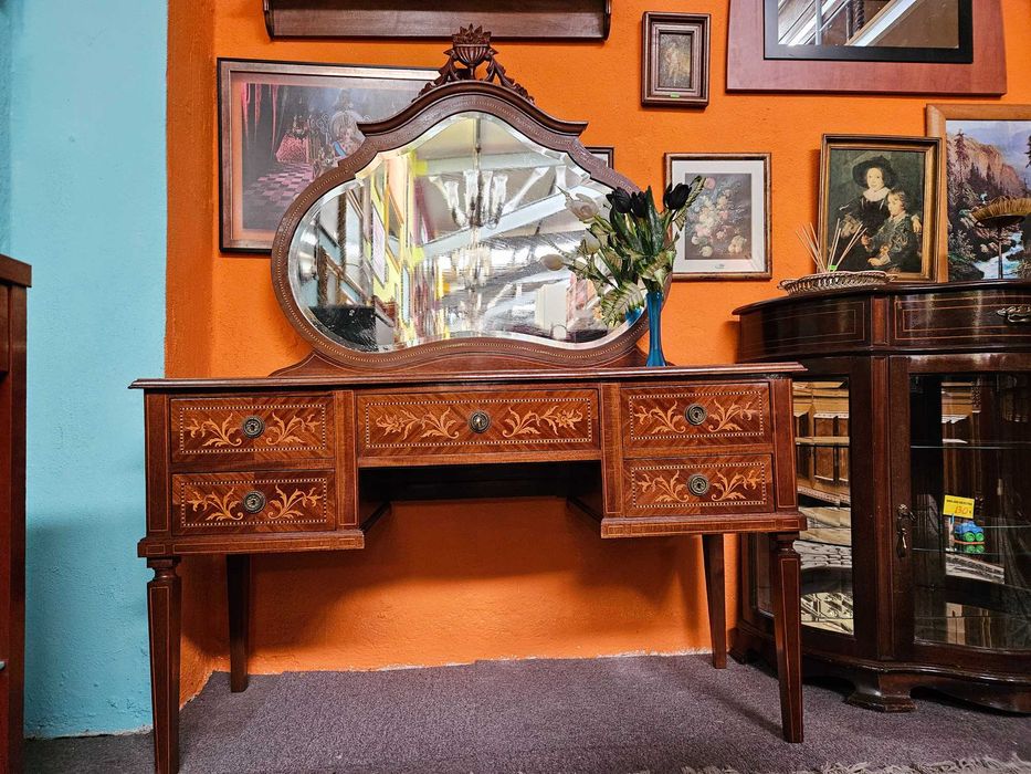 Toucador antigo estilo D. Maria - Muito bom estado geral