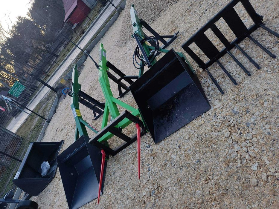 Tur na tył ciągnika podnośnik tuz widły do obornika ładowacz nowy