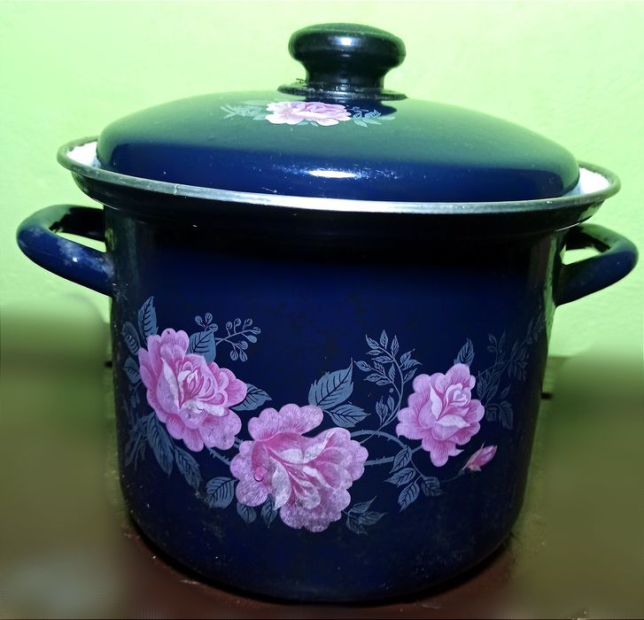 Каструлі в гарному стані