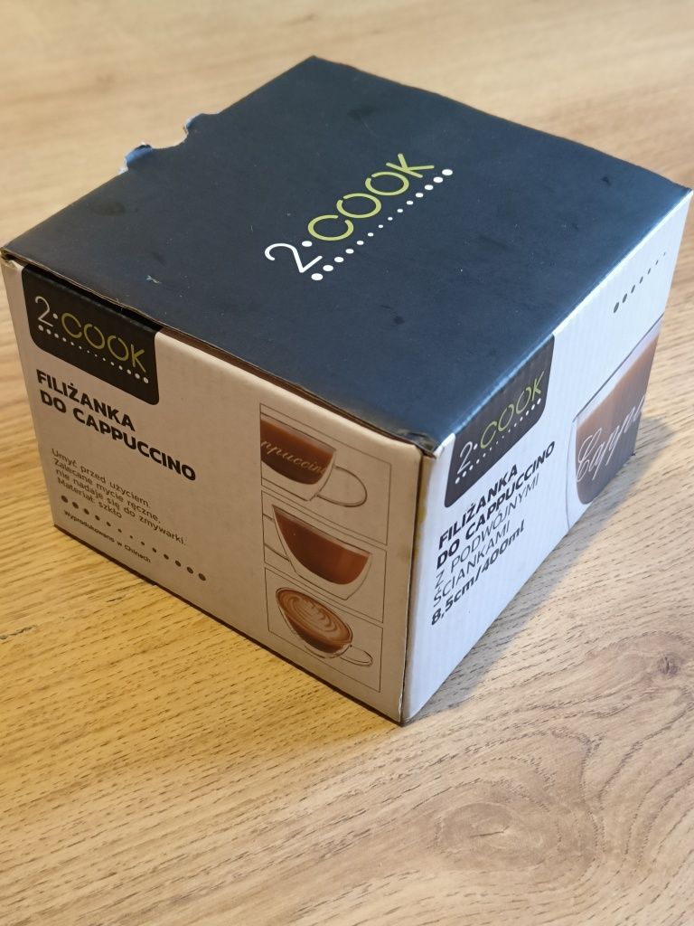 Nowa Filiżanka Do Cappuccino z Podwójnymi Ściankami 8,5cm/400ml