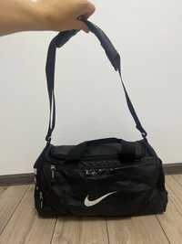 Оригінальна спортивна сумка Nike