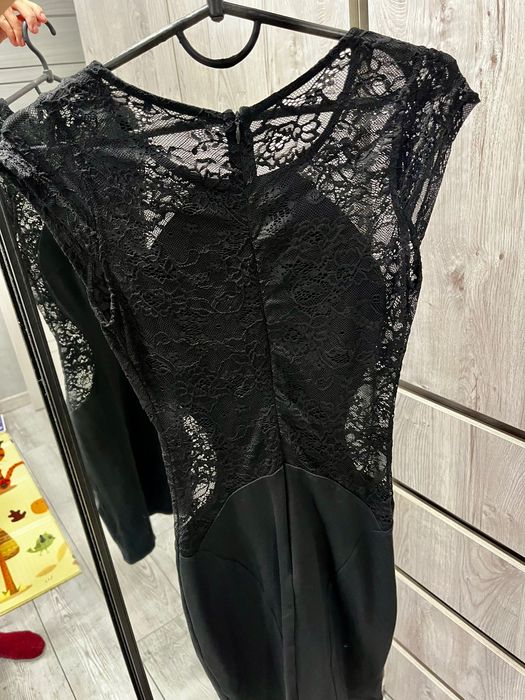 Продам чорну сукню. Розмір с